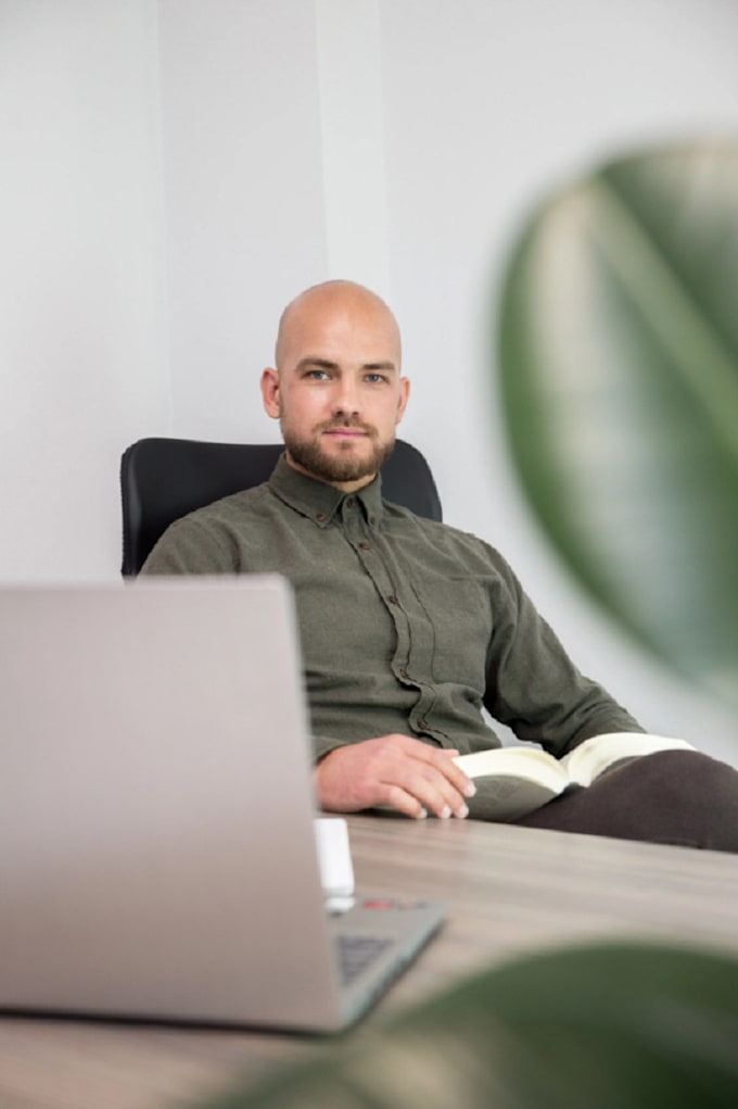 be-your-personal-relationship-coach-by-nikosnikolai690-fiverr