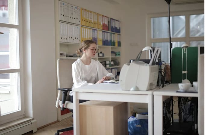 be your reliable virtual assistant and bookkeeper for dubai company
