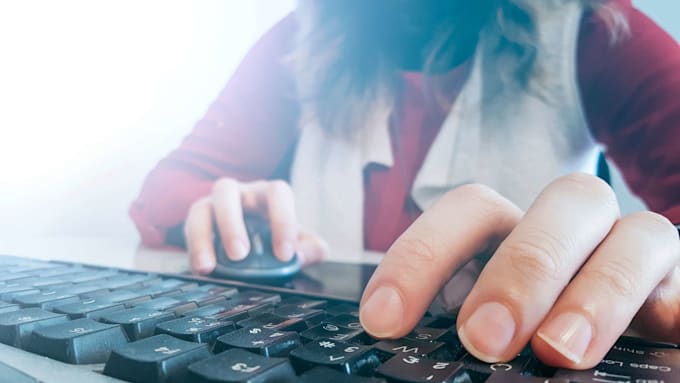 do data entry in english or arabic language