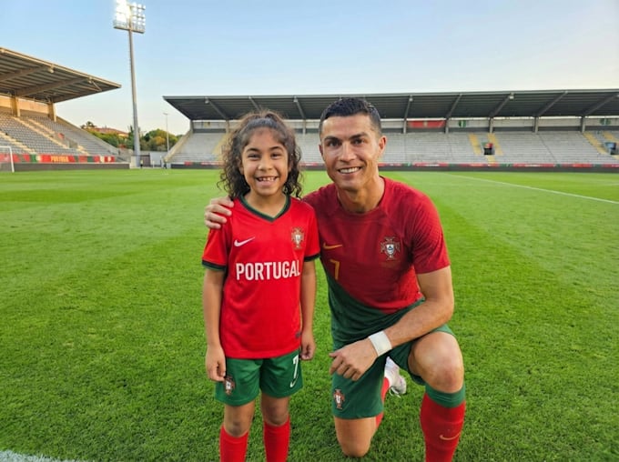 create customized ronaldo birthday wish video in 24 hours