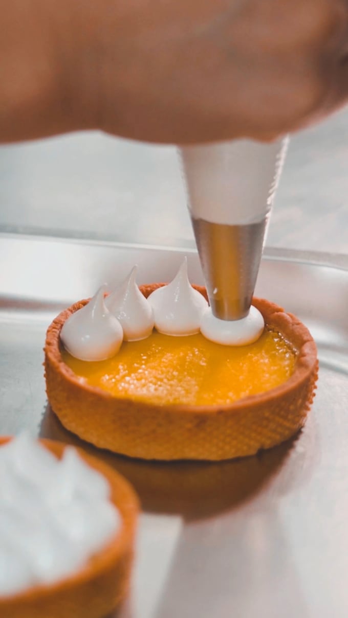 do professional dessert or bakery video editing
