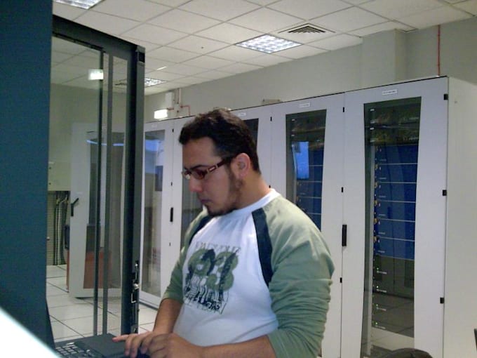 install linux including mysql or mariadb webservers nginx or apache