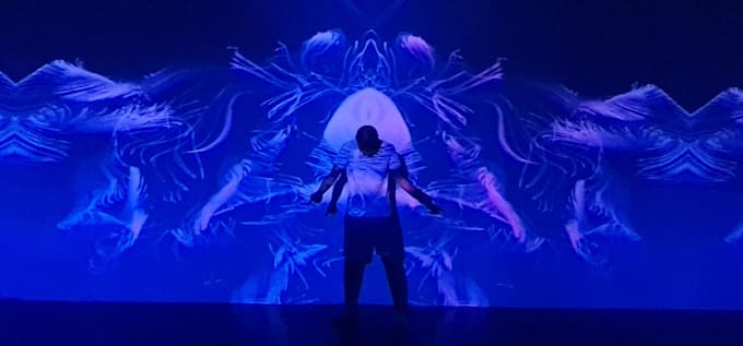 craft immersive touchdesigner visuals