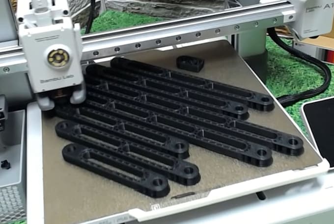 create precise mechanical and technical 3d models for printing and prototyping