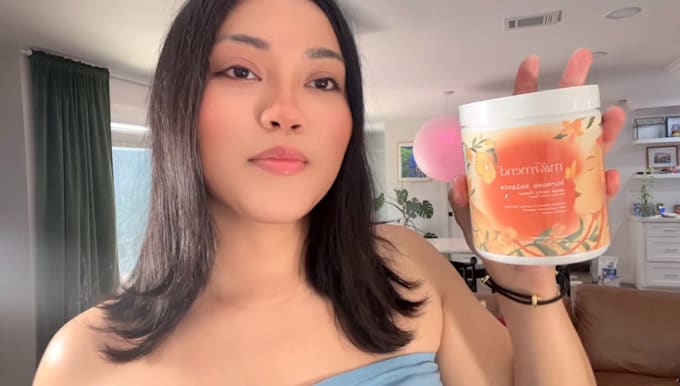 create female content creator ugc video for isntagram, tik tok and facebook ads