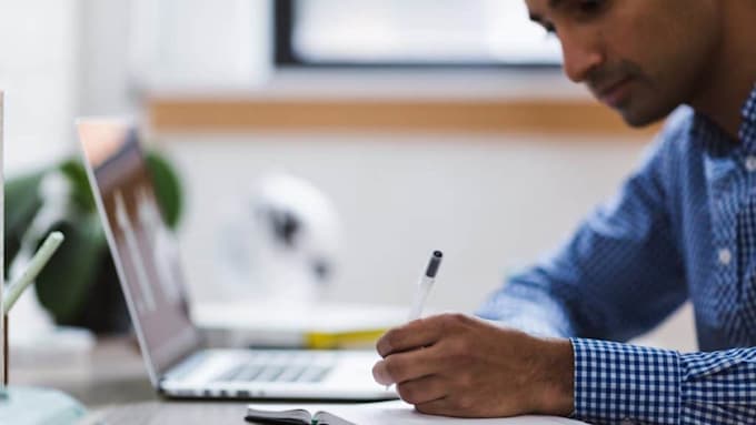 can proofread and fix grammar errors in your text