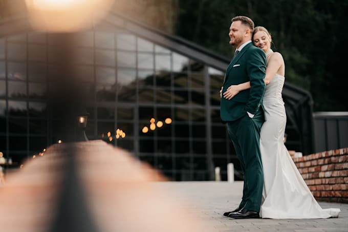 professional editing wedding photos