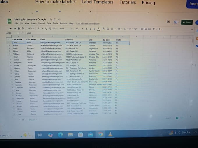 use linkedin lead generation for emails finding