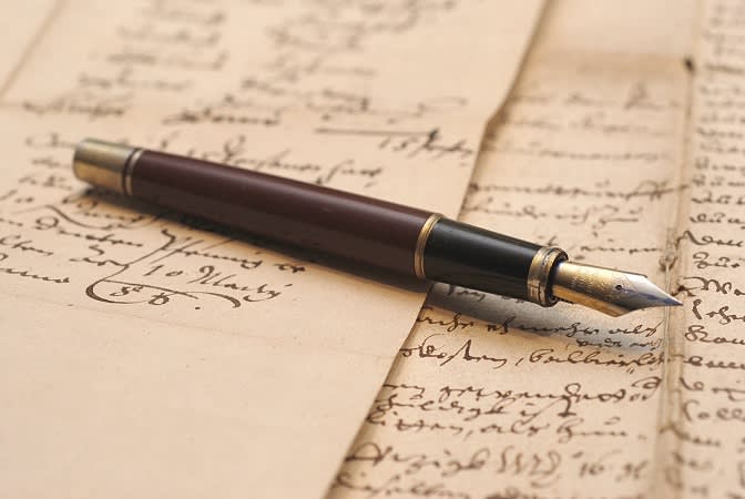 expertly proofread and edit 2000 words within 24 hours