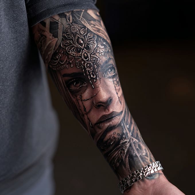 custom an abstract black tattoo design