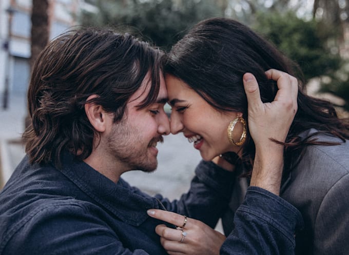 capture a romantic couples photoshoot in valencia, spain