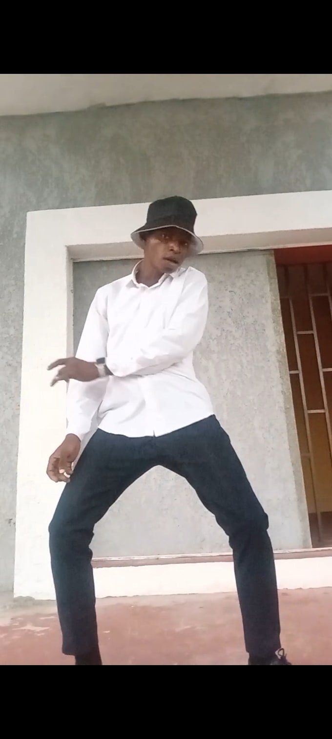 do a funny father christmas breakdance