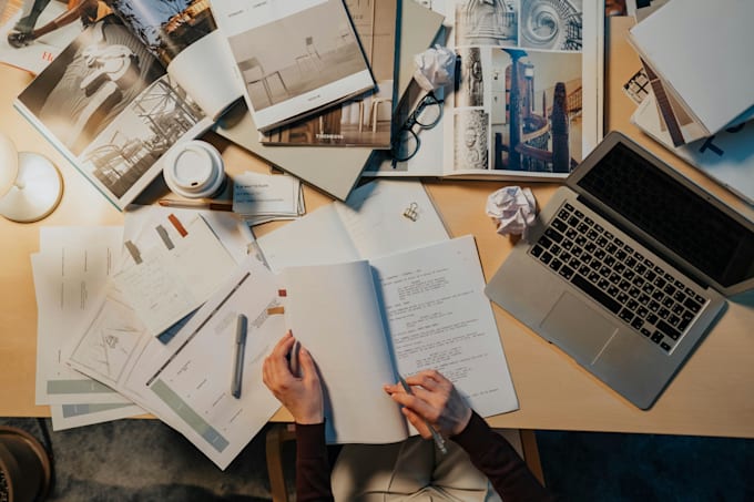 give industry standard script notes from a screenwriting mfa