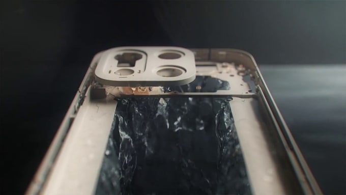 create 3d phone animation 3d commercial video phone case design