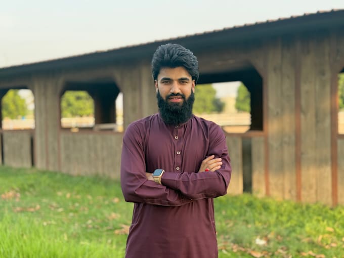 deliver natural background ugc spokesperson video in 24hrs