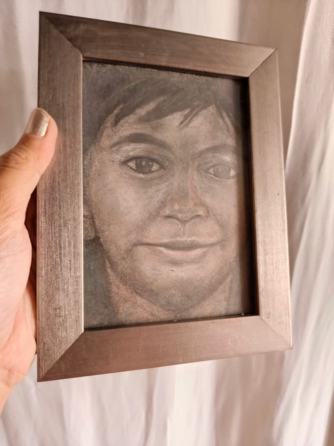 draw a custom pencil portrait for a unique gift