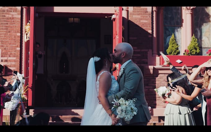 film a cinematic wedding highlight video