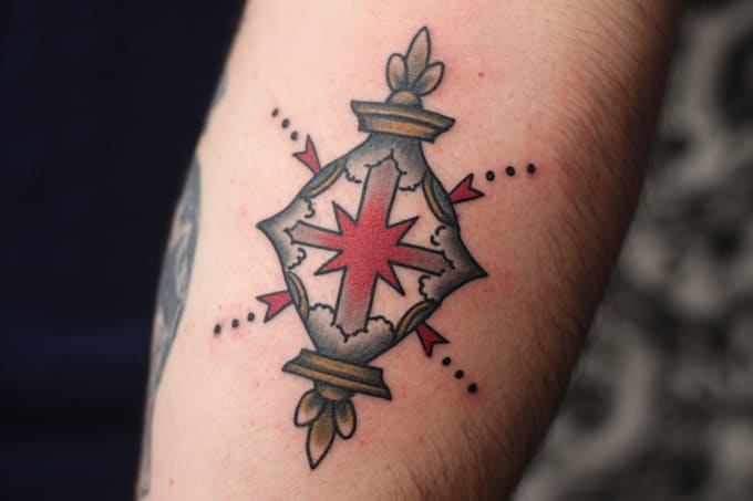 make a custom gorgeous traditional tattoo design