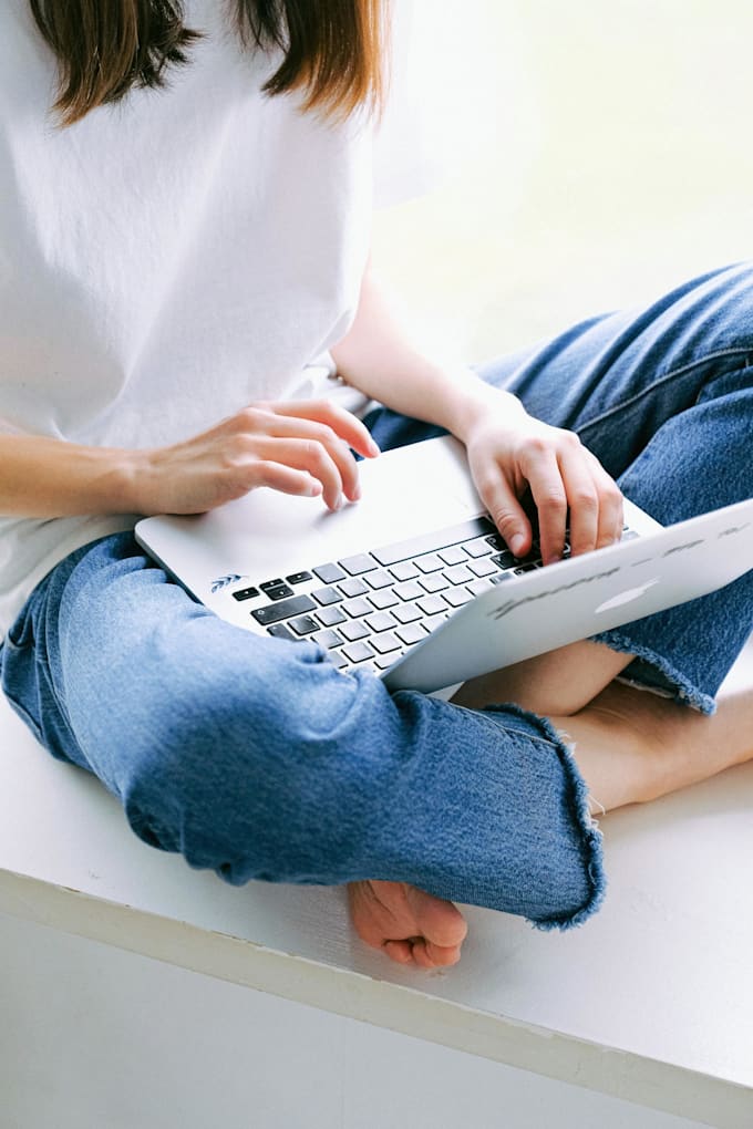 do professional data entry and copy paste tasks