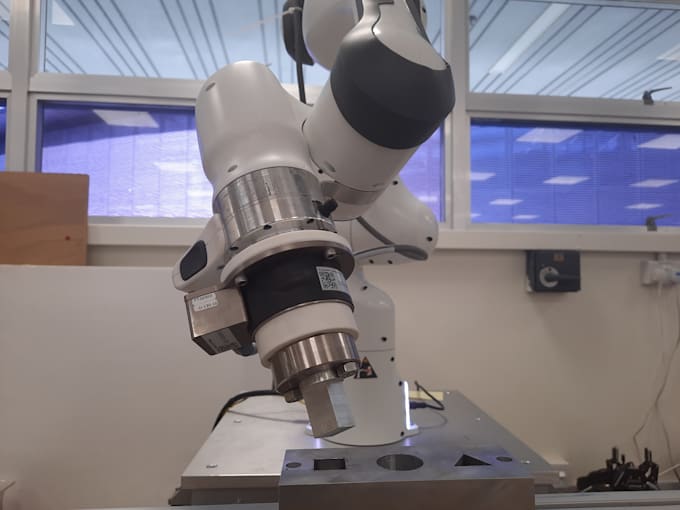 build reinforcement learning for robotic manipulation in mujoco