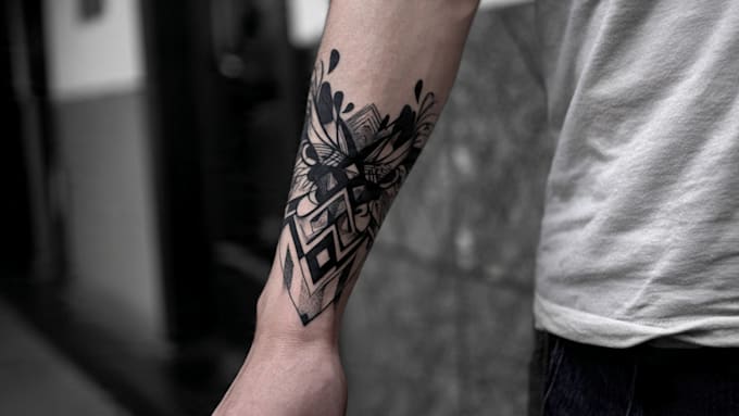 custom an abstract black tattoo design