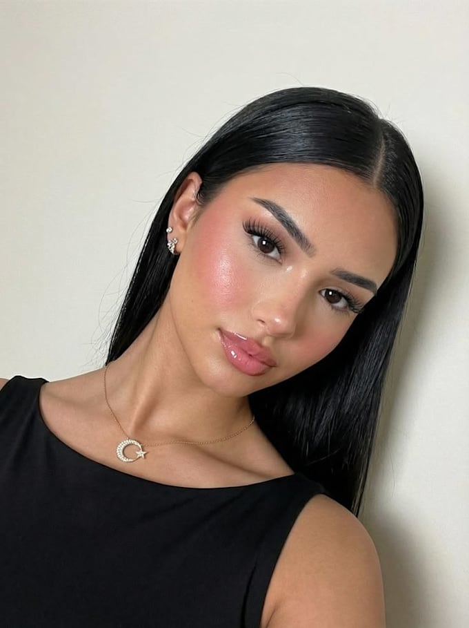 create beautiful natural and soft glam makeup looks