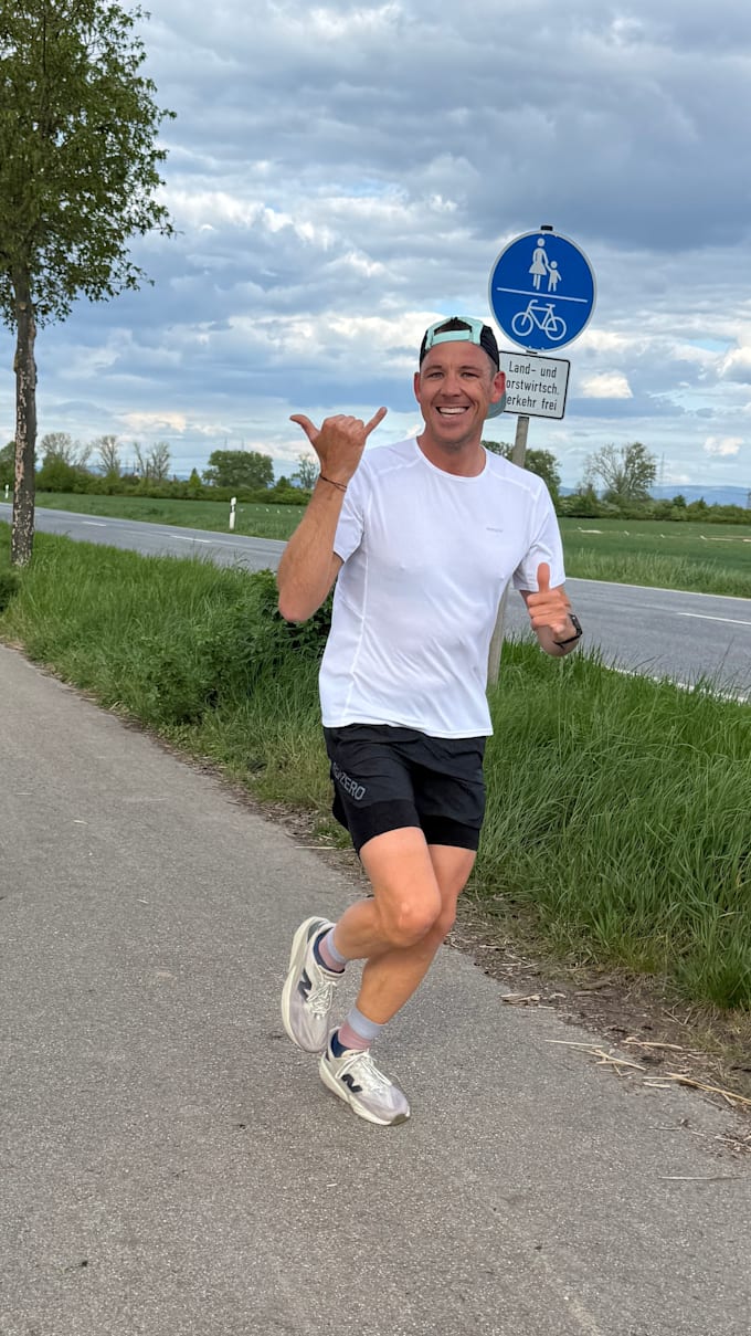 create a personalized triathlon and running training plan