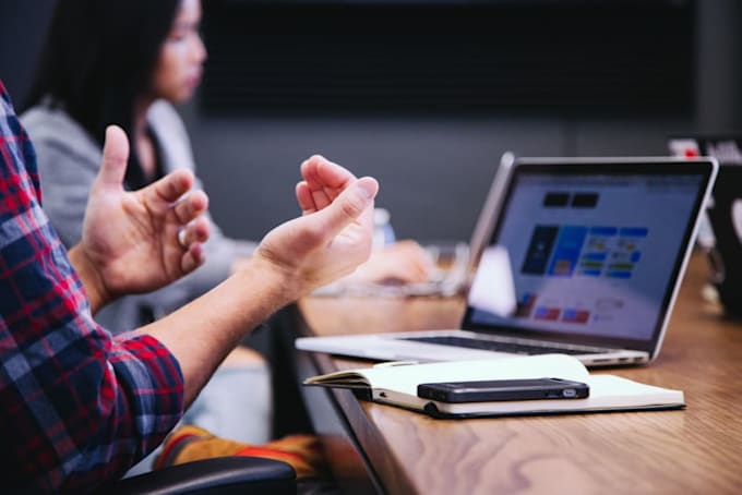 perform a consultation for human resources issues