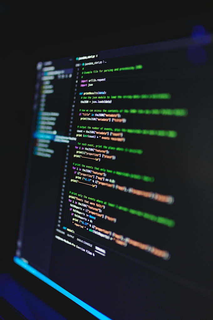 develop robust applications in python or java