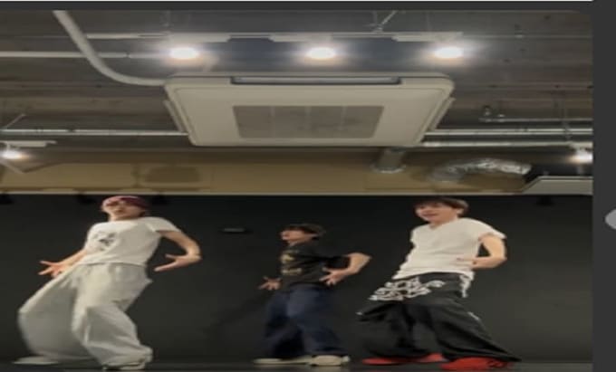 do viral tiktok dance video, group dance challenge, tik tok choreography dancer
