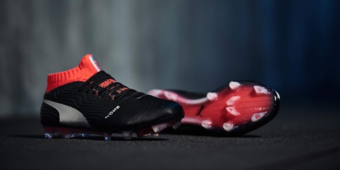 create 3d shoe modeling, football cleat rendering and 3d sneaker animation
