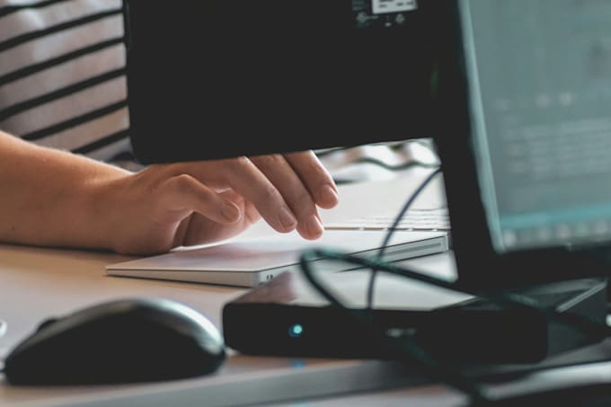 write clear technical documentation in english or german