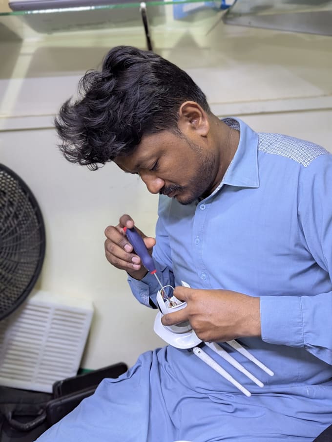 write viral urdu script for youtube shorts and reels