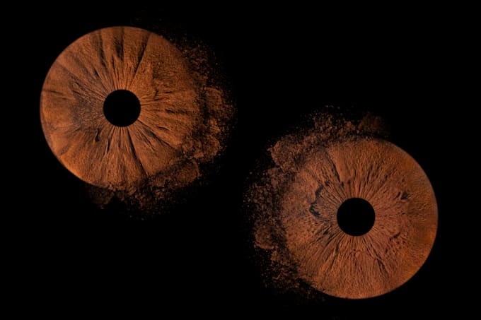 turn your iris photo into unique eye art