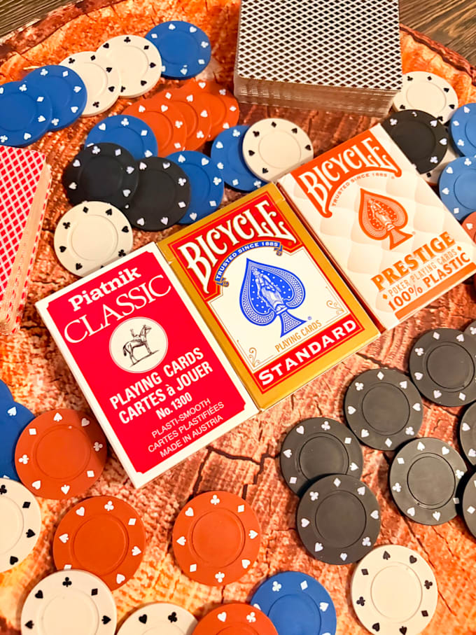 do tricks with card, sleight of hand and more