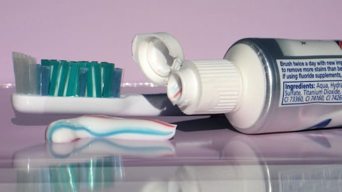 formulate custom toothpaste formula for your oral care brand