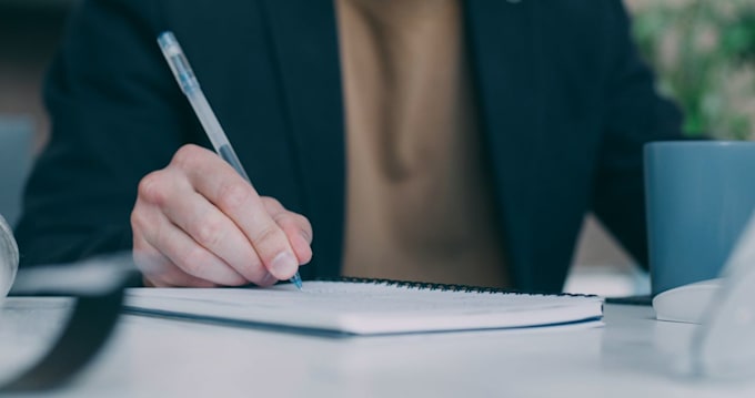 write on linguistics, literature,essay, ghost writing and article analysis