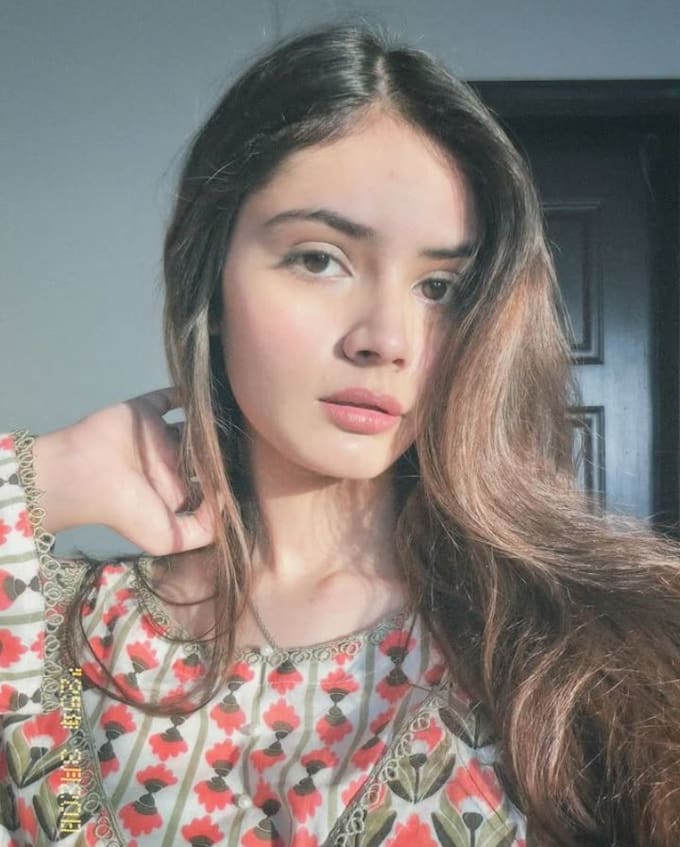 be your branded female photo modeling