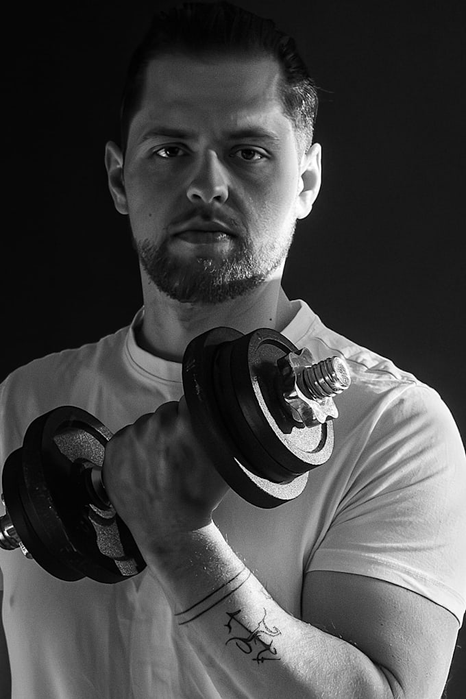 create a custom workout plan for home or gym