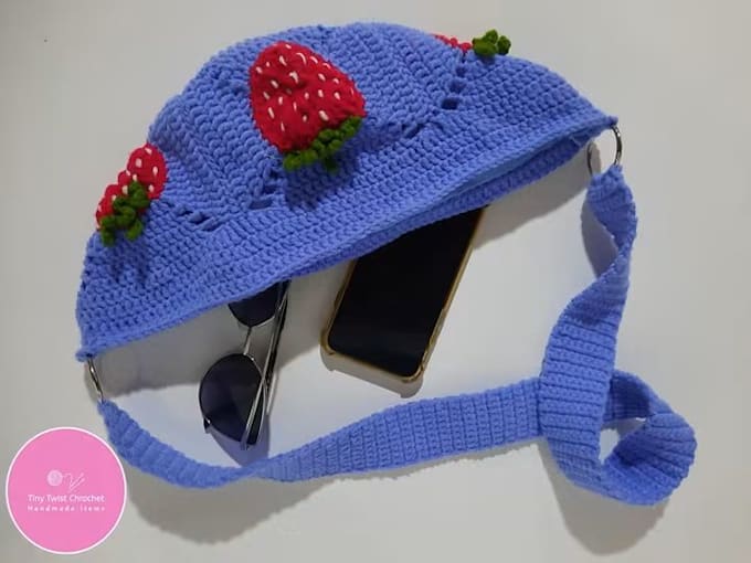 crochet a cute handmade strawberry bag