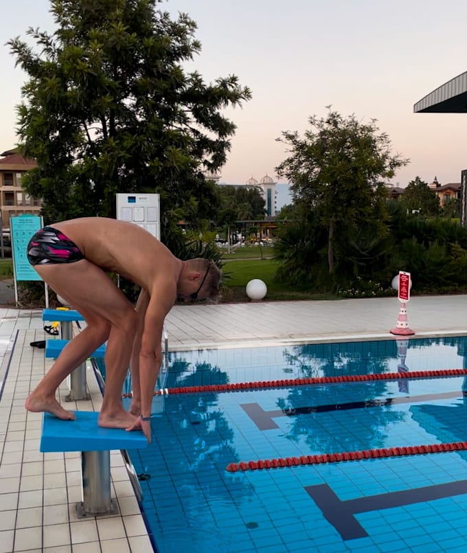 create your personalized swimming workout and training plan