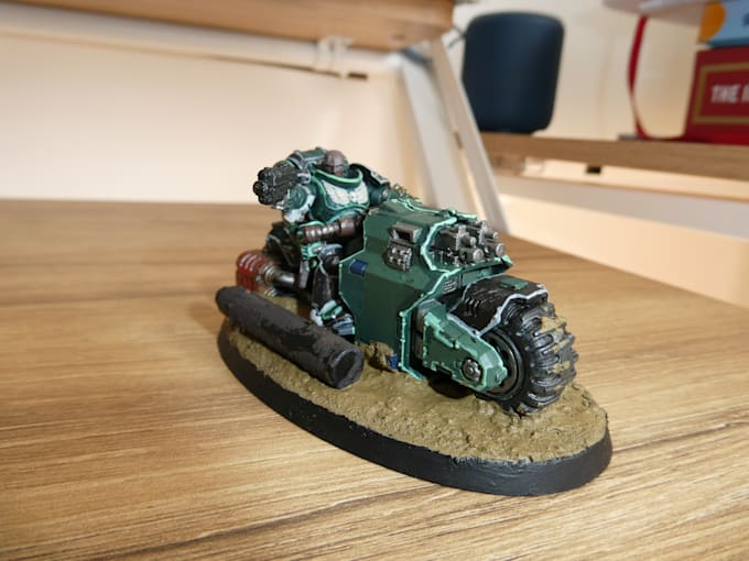 paint your miniatures with custom schemes and bases