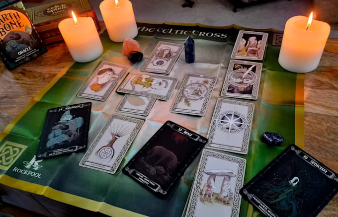 provide an intuitive in depth tarot card reading