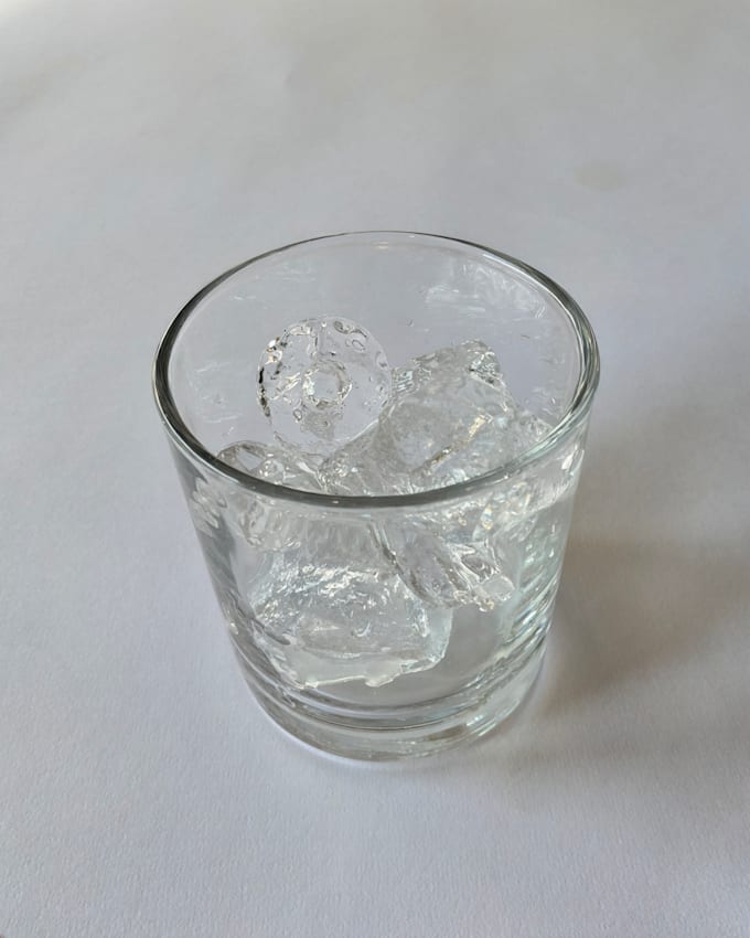 do glass transparency, background removal for product images