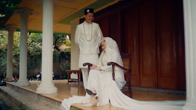 edit a cinematic wedding video