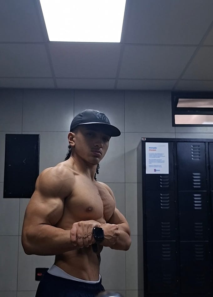 create a completely personalized training and diet plan for you