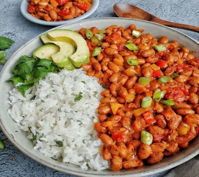 cook rice and bean