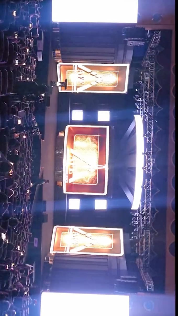 create concert led wall visuals, stage animations, conference and award visuals