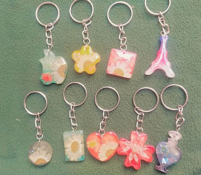 make custom handmade resin initial name keychains