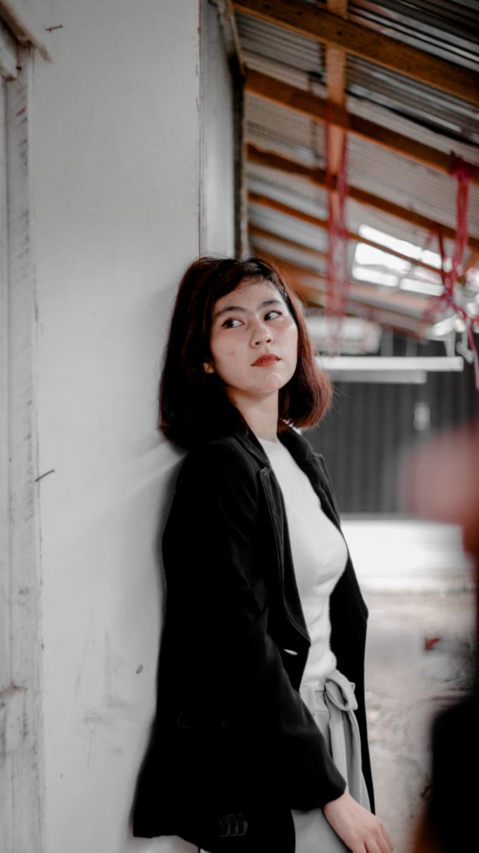 edit foto or video , retouching , collor grading , etc